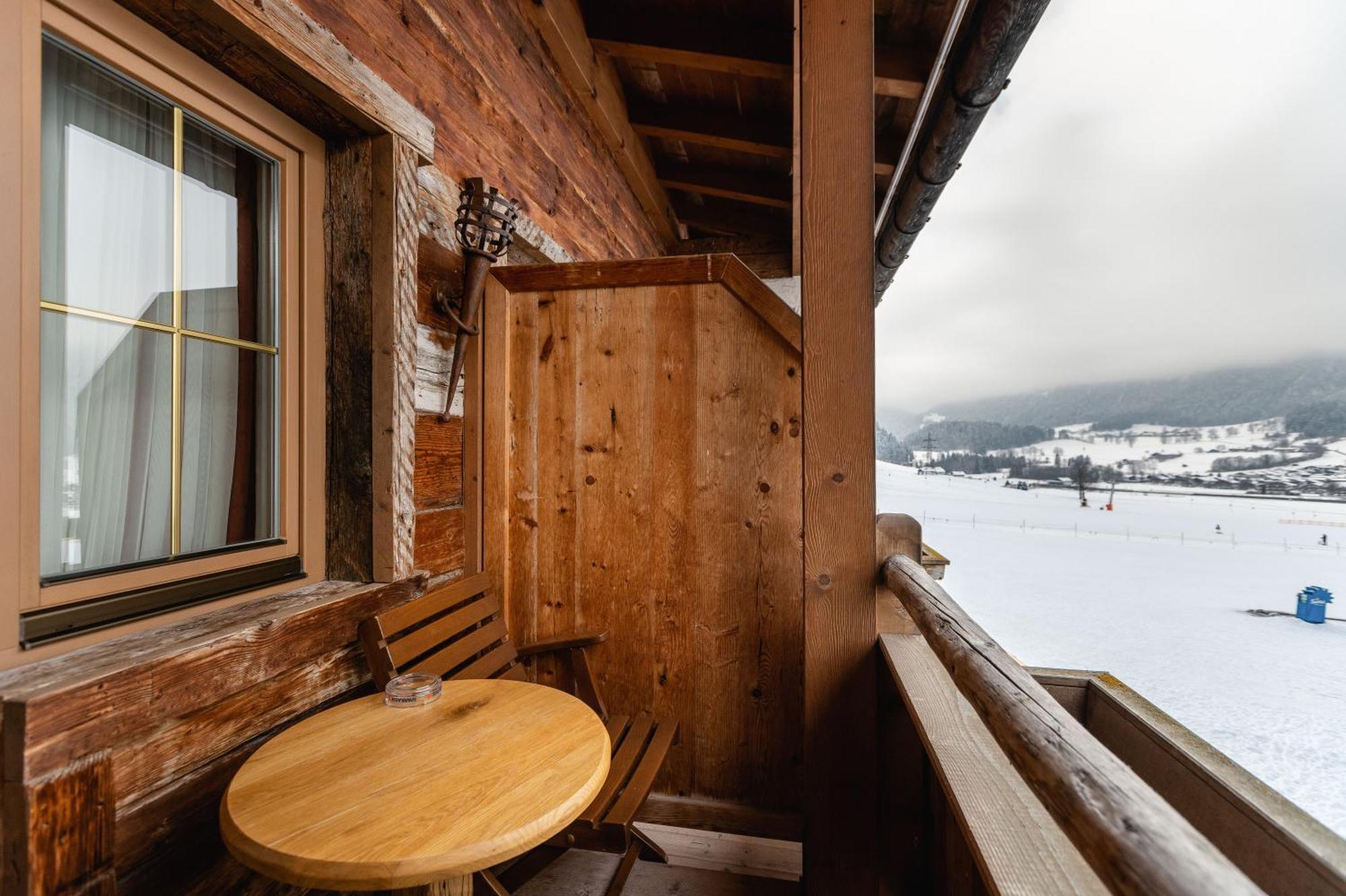 Hotel Restaurant Hexenalm 4*