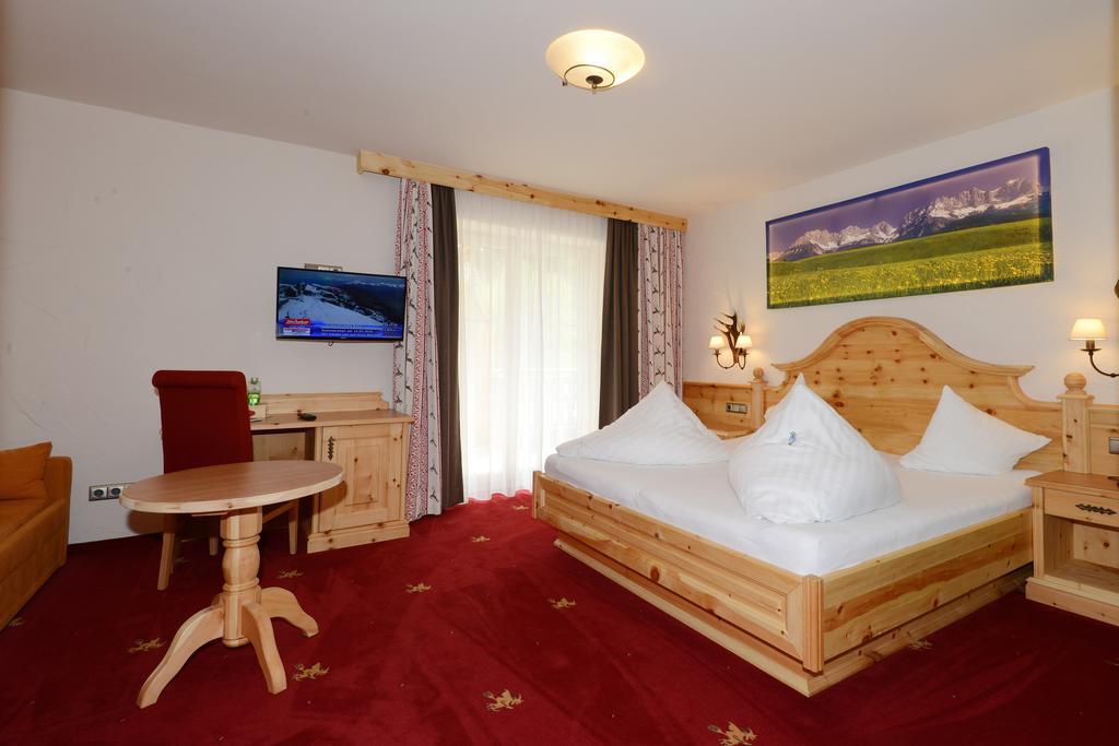 Hotel Restaurant Hexenalm 4*