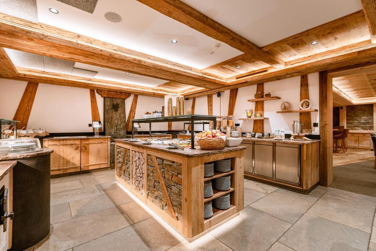 Hotel Restaurant Hexenalm 4*