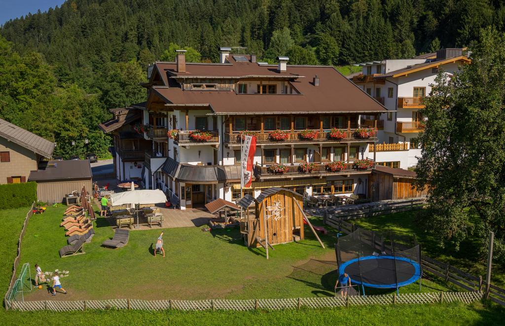 Hotel Restaurant Hexenalm 4*